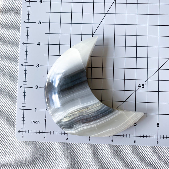 Gray Banded Onyx Standing Moon 