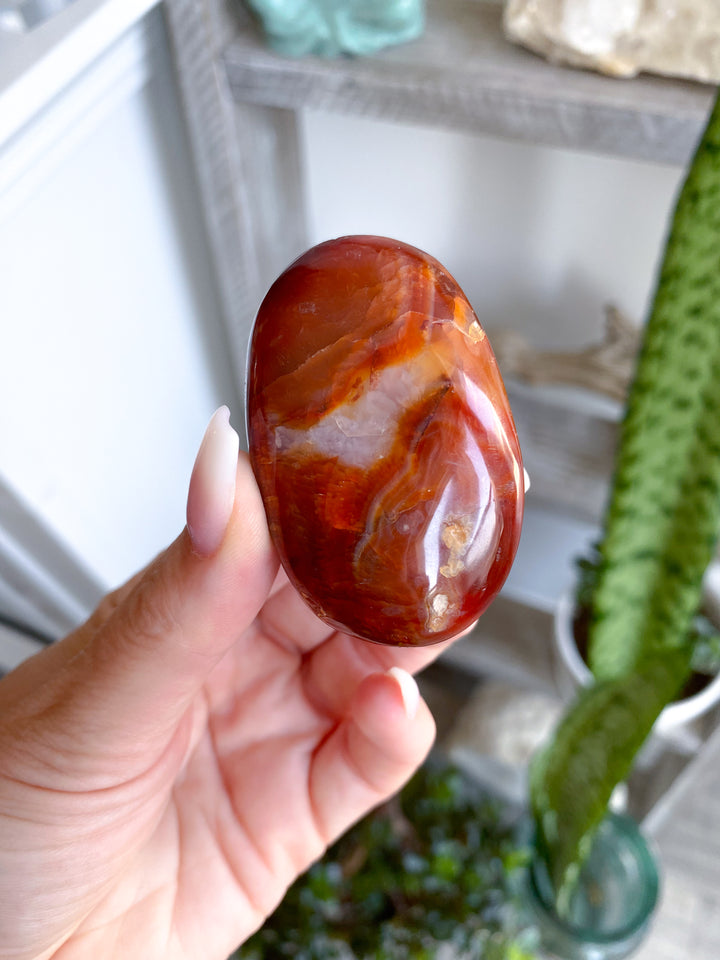 Long Carnelian Palm Stone