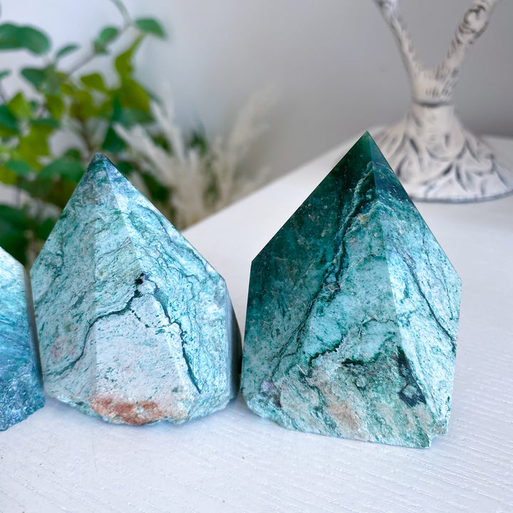 Chalky Green Aventurine Top Polish Point