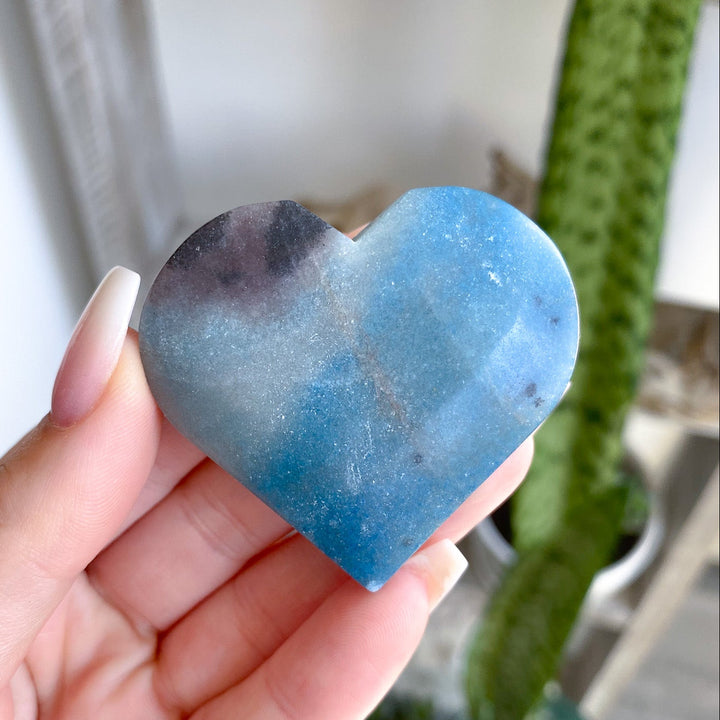 Trolleite Heart Carving 