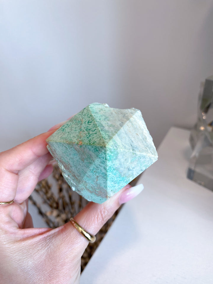 Peruvian Turquoise Top Polish Point #11