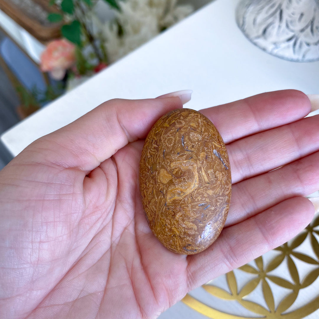 Calligraphy Jasper Palm Stone 