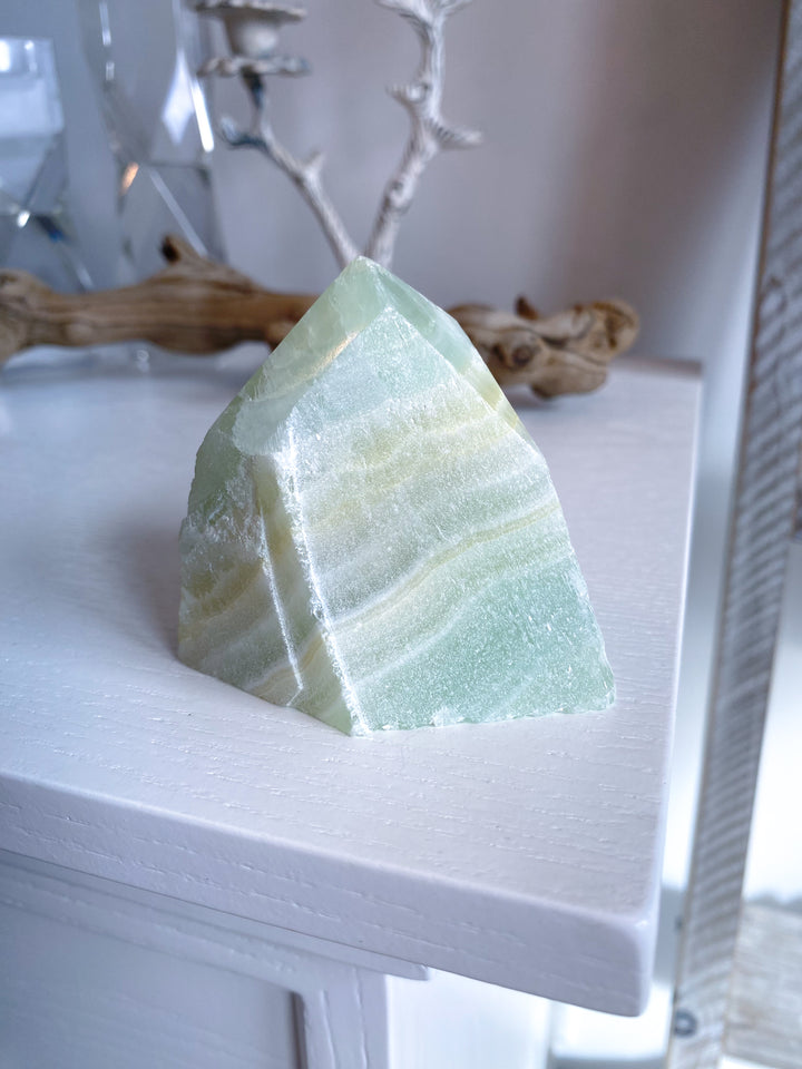 Pistachio Calcite Top Polish #5 - Green Calcite