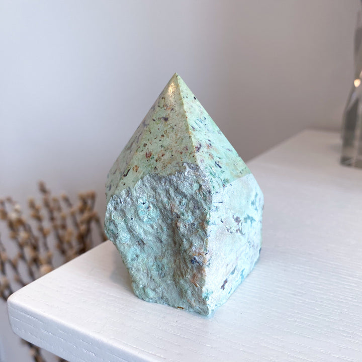 Peruvian Turquoise Top Polish Point #12