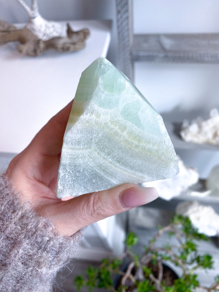 Pistachio Calcite Top Polish #5 - Green Calcite