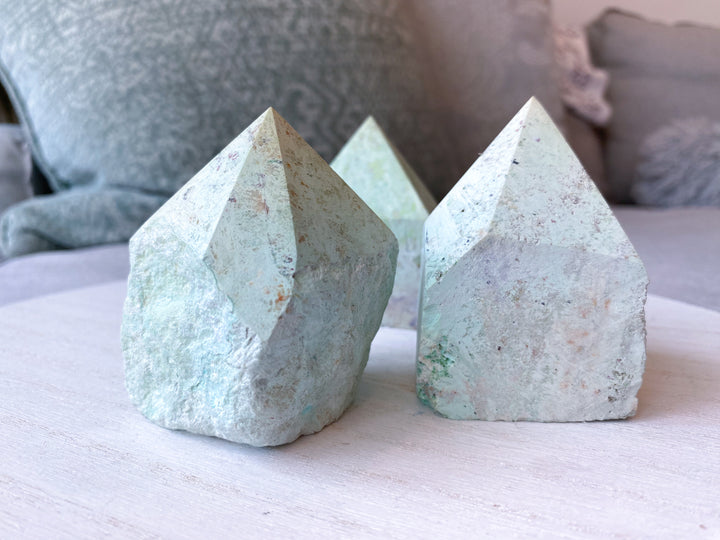 B Quality Peruvian Turquoise Top Polish Point