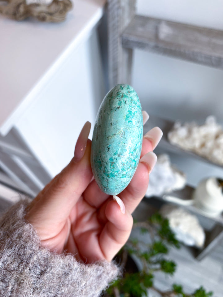 Unique Turquoise Palm Stone #7