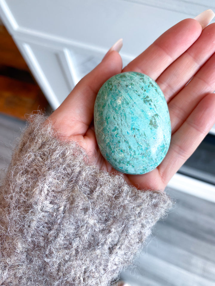 Unique Turquoise Palm Stone #7