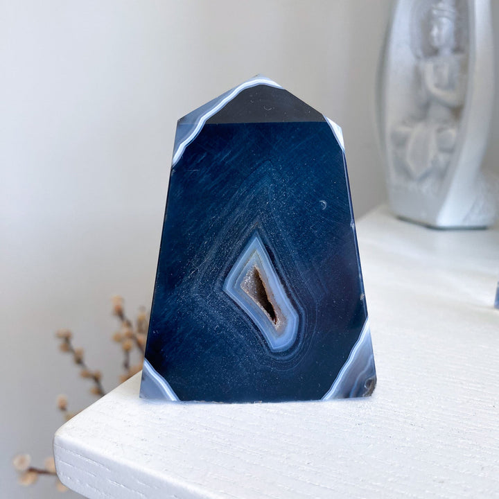 Black Agate Standing Slice Tower 