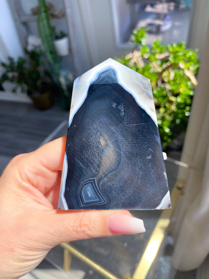 Black Agate Standing Slice Tower 