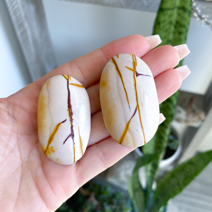 Small Ivory Mookaite Palm
