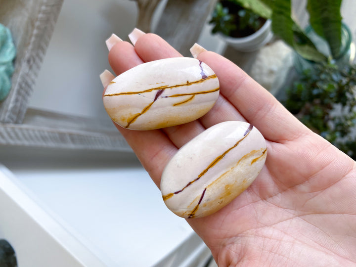 Small Ivory Mookaite Palm