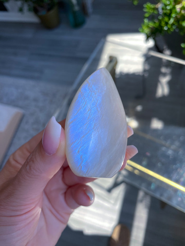 Small Blue Flash Moonstone Flame 