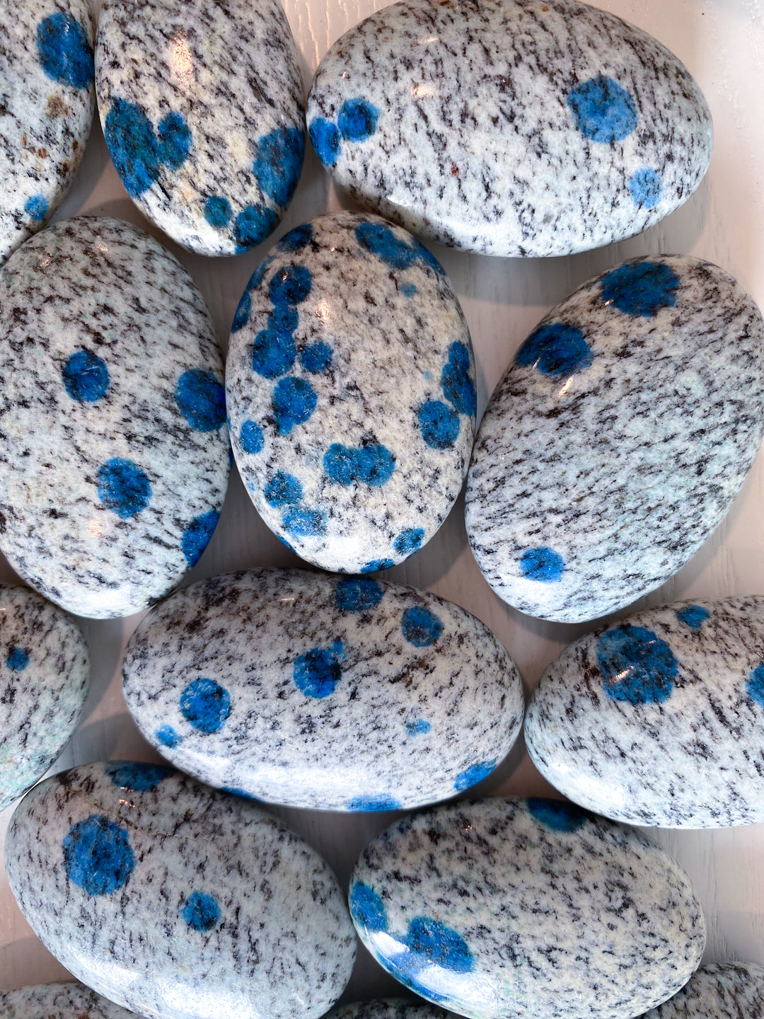 Blueberry Quartz Palm (K2, Azurite)