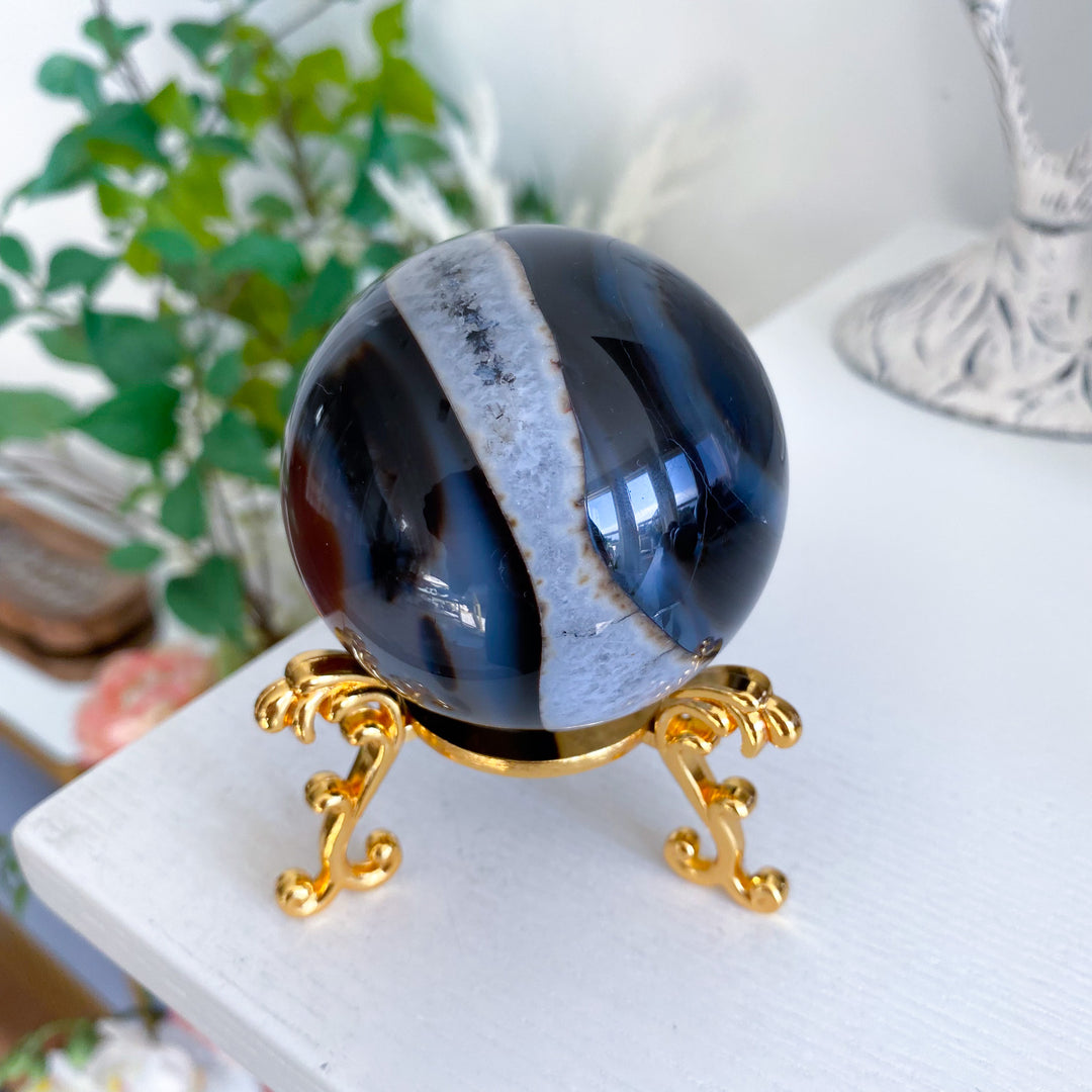 Lightning Stripe Black &amp; Red Agate Sphere 