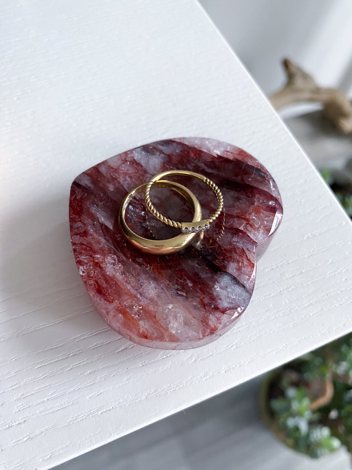 Small Fire Quartz Heart Bowl 2"