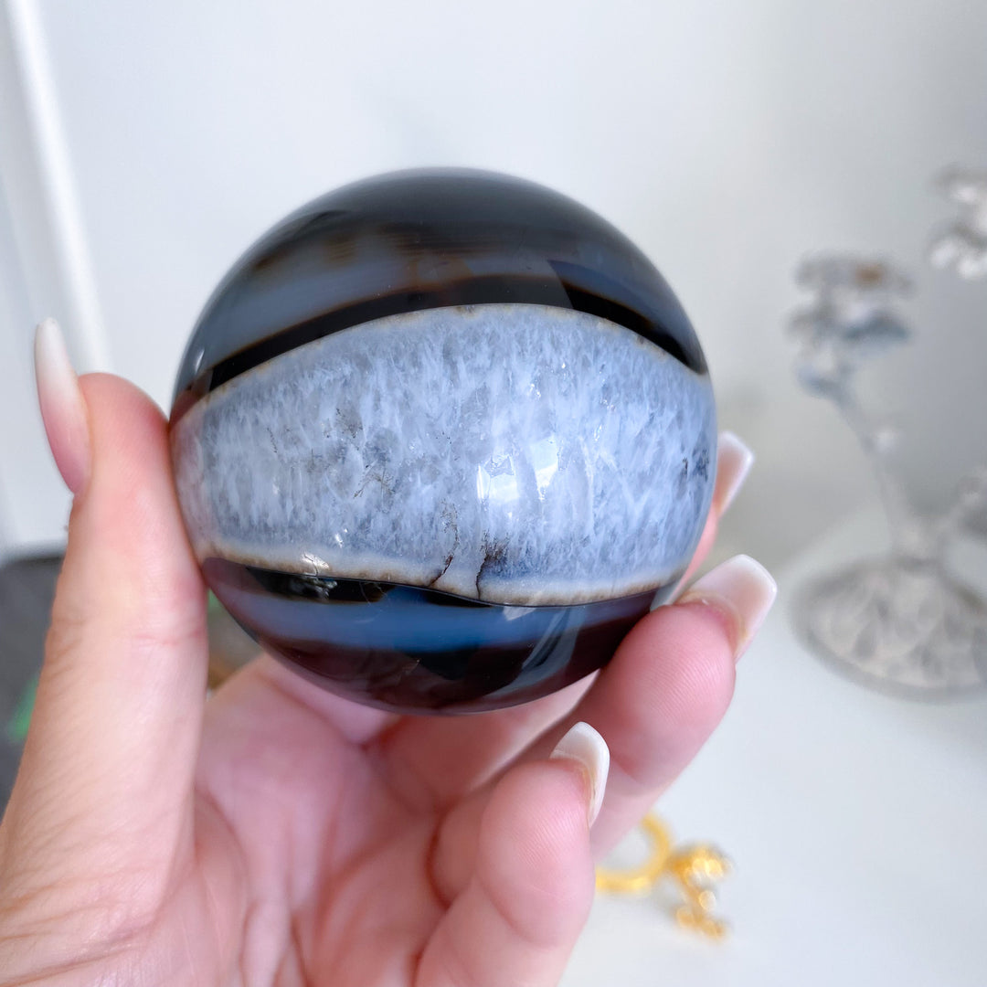Lightning Stripe Black &amp; Red Agate Sphere 