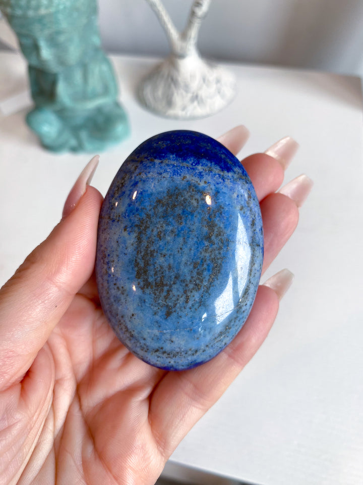 QUALITY Duality Lapis Lazuli Palm Stone #8