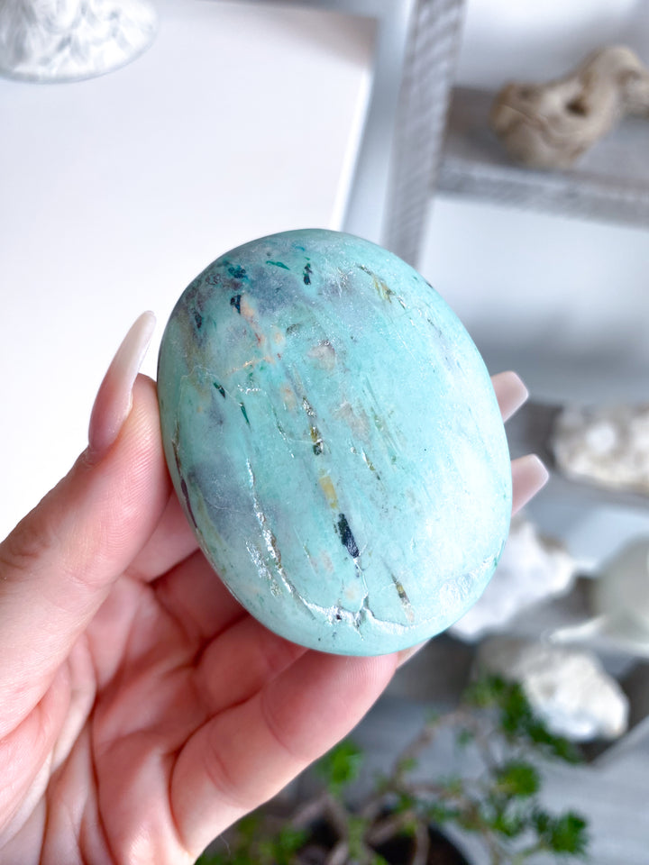 Unique Turquoise Palm Stone #9