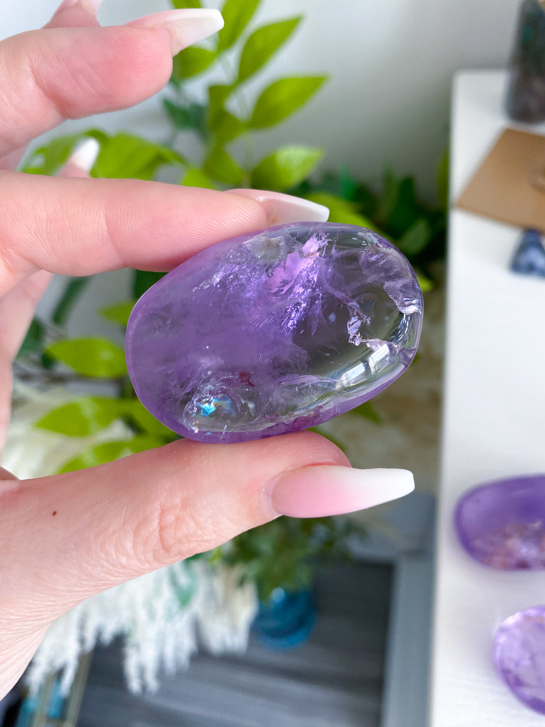 Glassy Amethyst Palm Stone