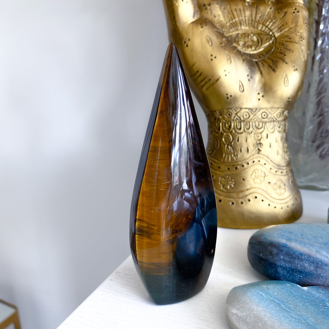 Dark Blue Tiger Eye Flame 