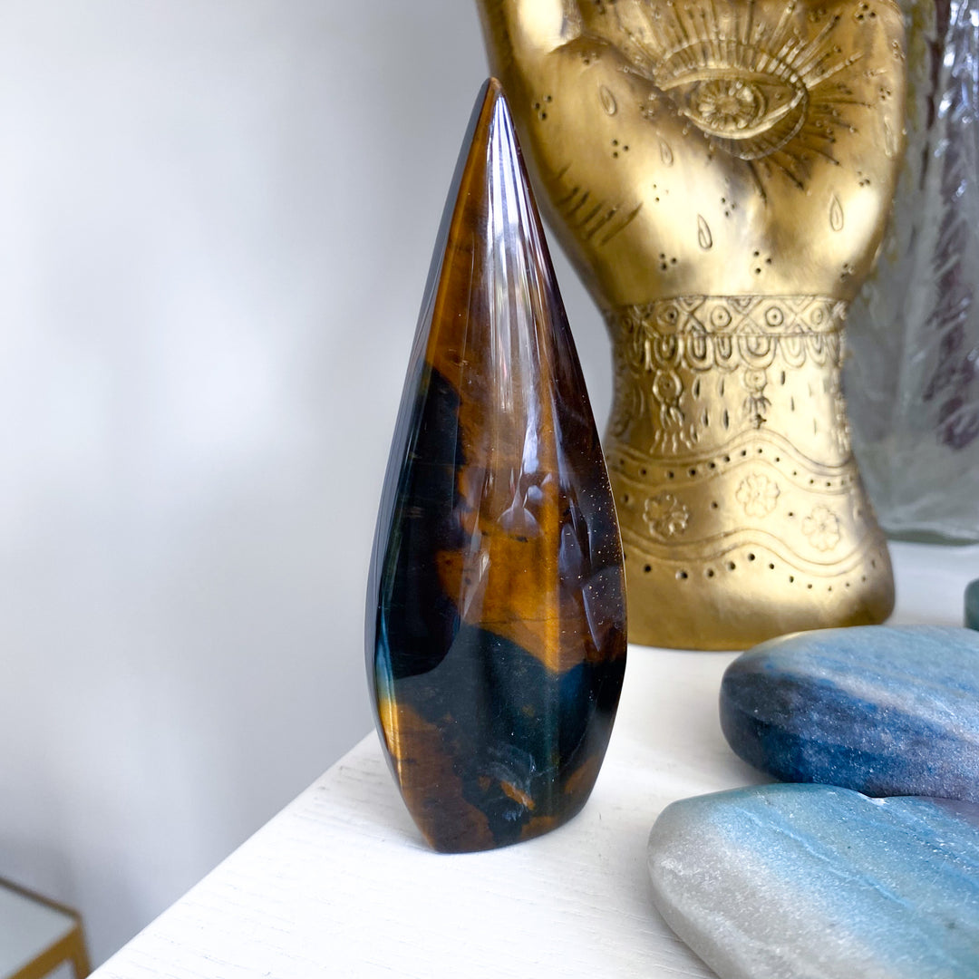 Dark Blue Tiger Eye Flame 