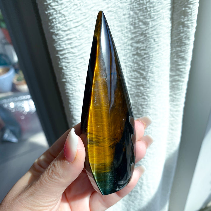 Dark Blue Tiger Eye Flame 