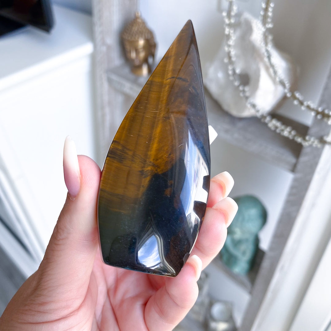 Dark Blue Tiger Eye Flame 