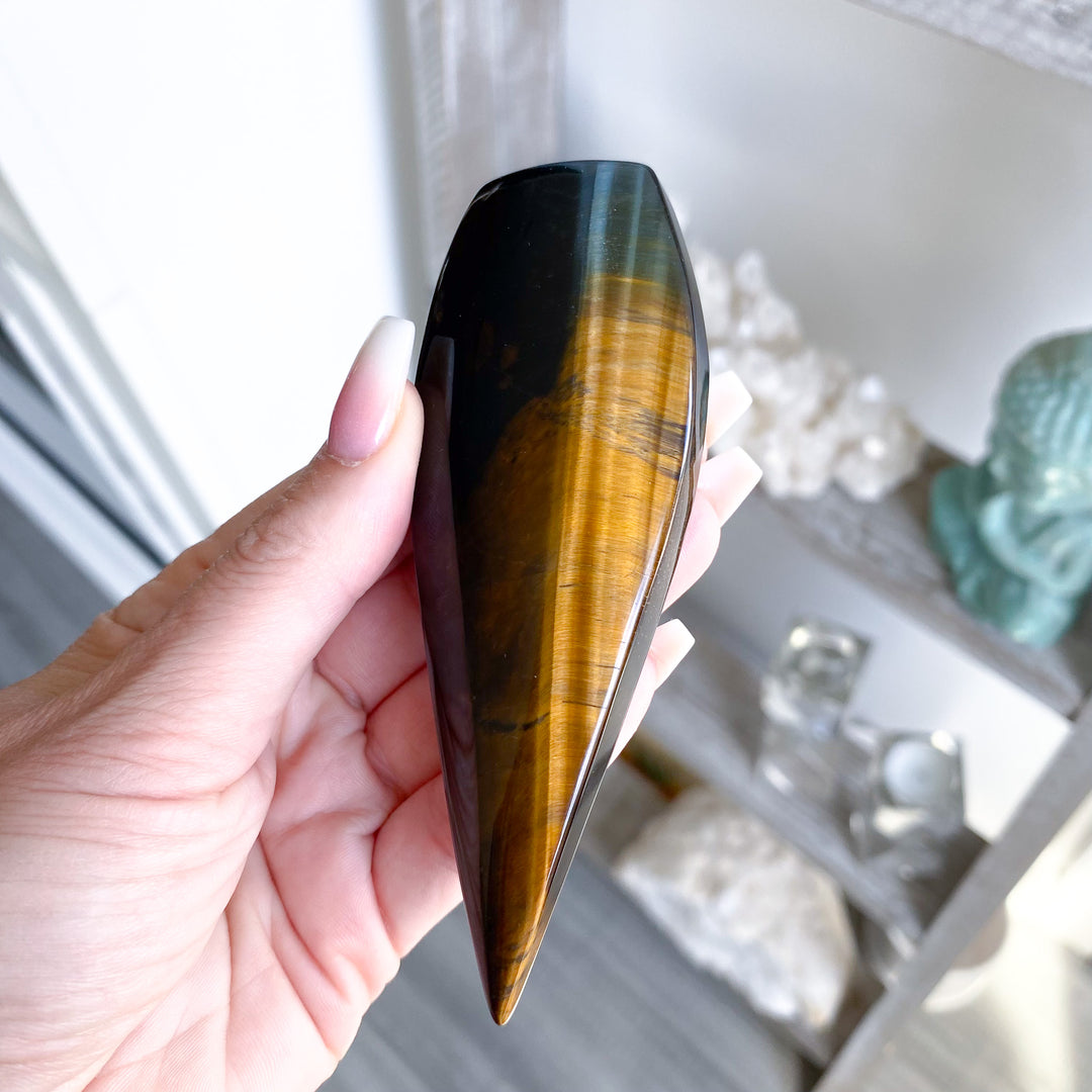 Dark Blue Tiger Eye Flame 