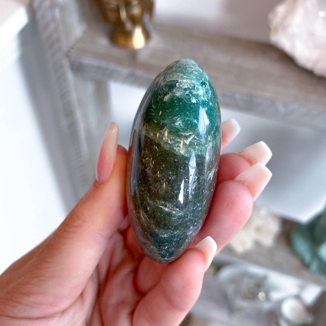 Forest Green Aventurine Palm Stone 