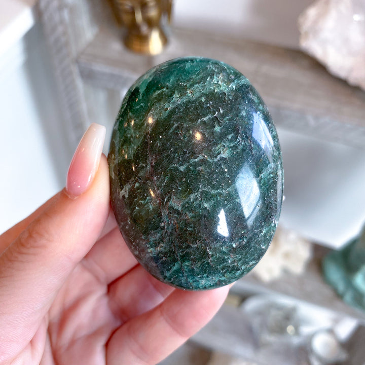 Forest Green Aventurine Palm Stone 