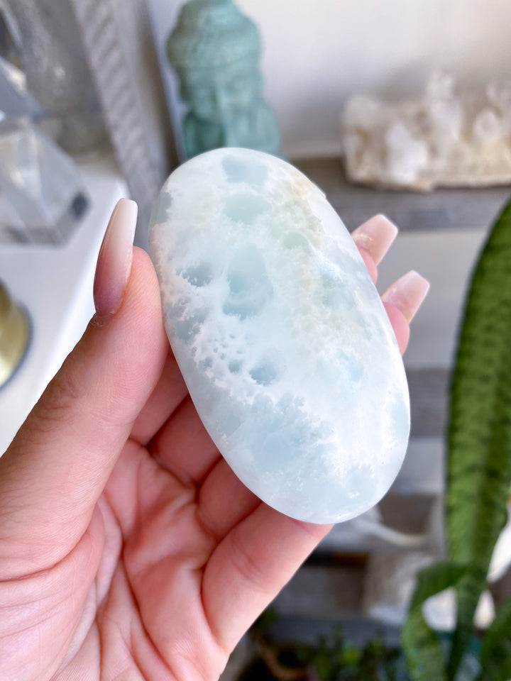 Gentle Caribbean Calcite Palm Stone 