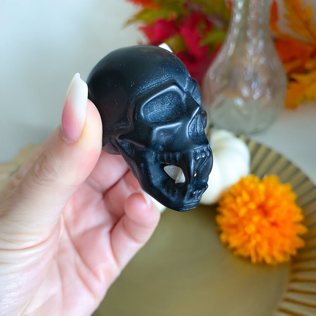 Black Obsidian Vampire Skull 