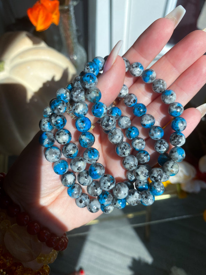 Blueberry Quartz (K2) 8mm Bracelet