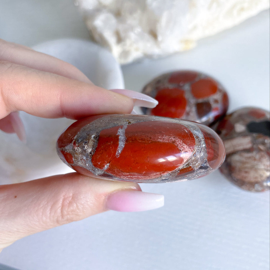 Conglomerate Jasper Palm Stone