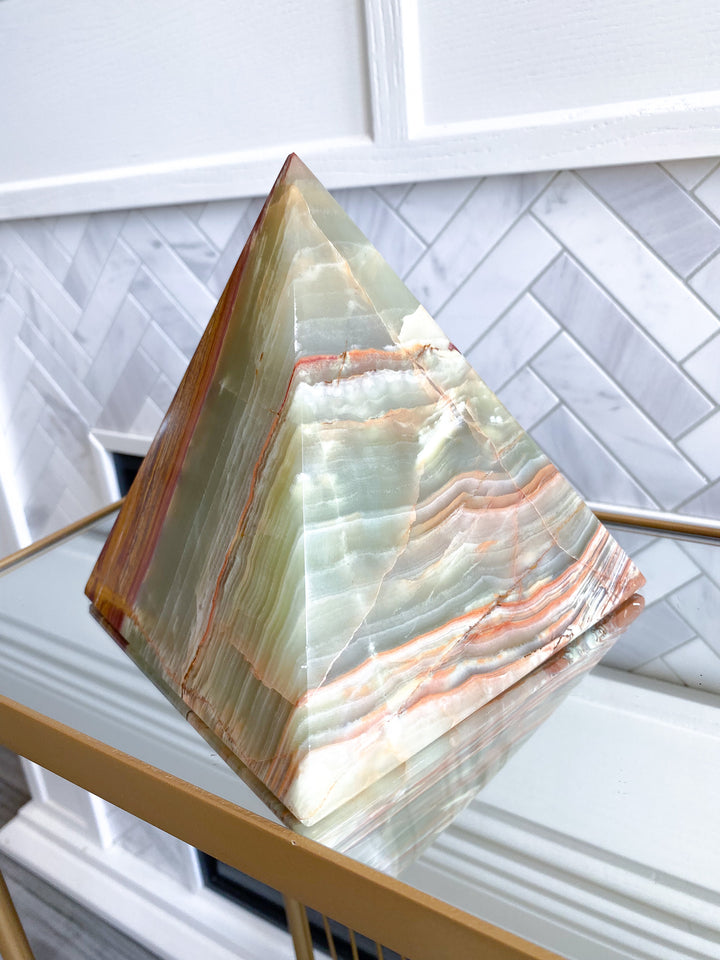 XL Green Onyx Pyramid 9", 7 lbs