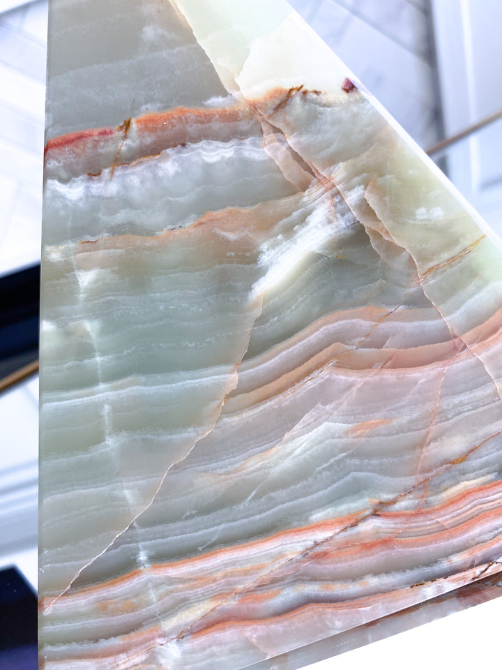 XL Green Onyx Pyramid 9", 7 lbs
