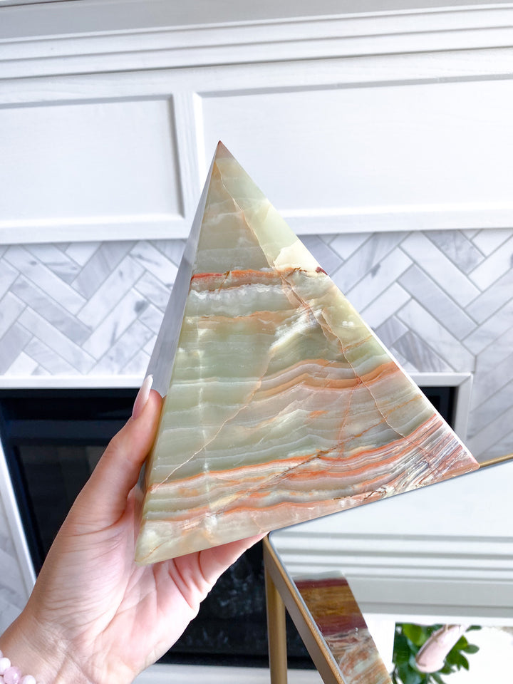XL Green Onyx Pyramid 9", 7 lbs