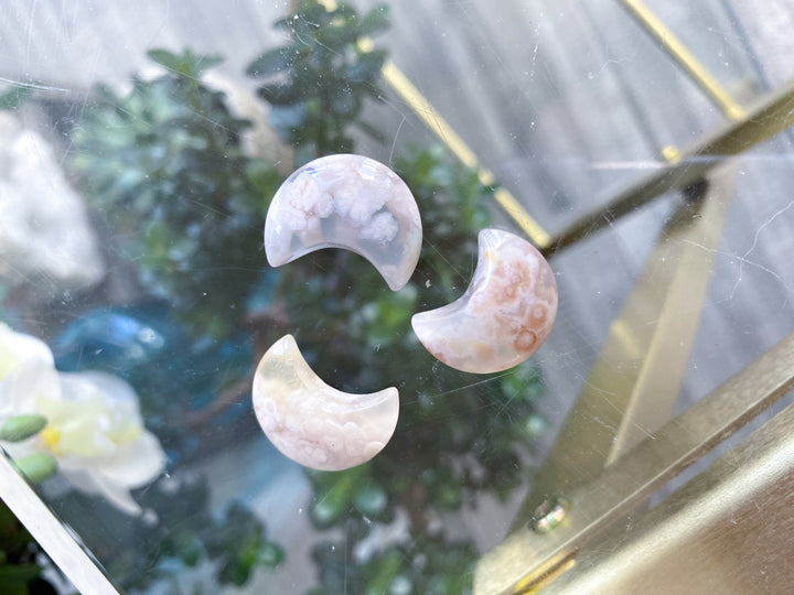 Set: Three Flower Agate Moon Carvings