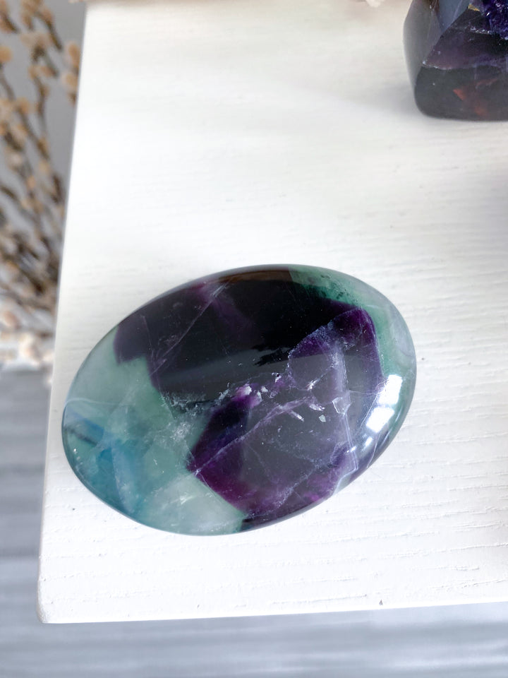 Chevron Green Purple Rainbow Fluorite Palm #4