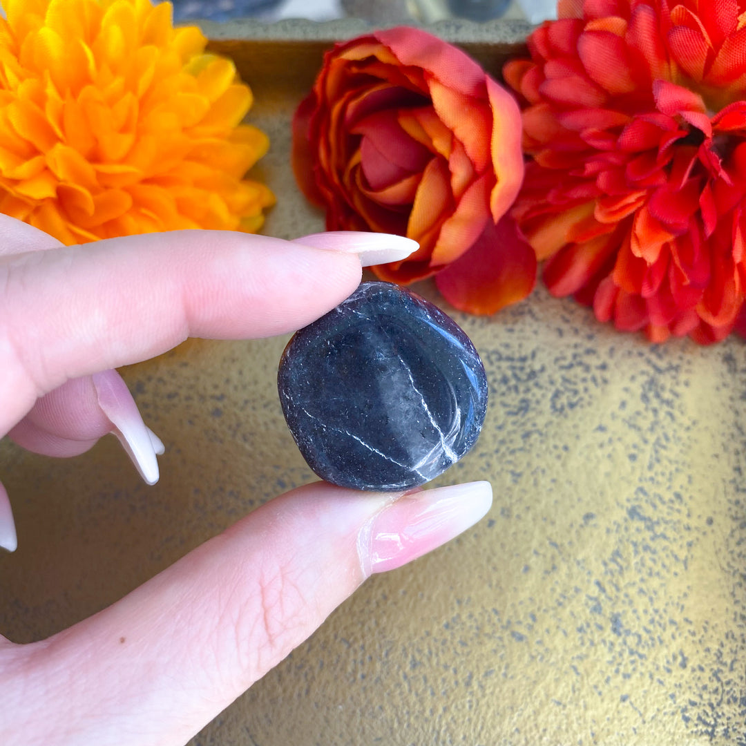 Iolite Tumble with Quartz Streak 