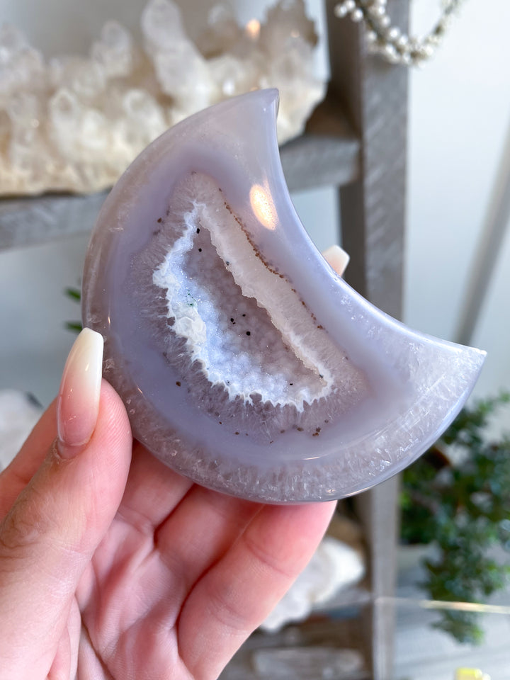 Druzy Grey Agate MOON  - Calm Nerves - Soothe Depression - Crystal Therapy - Self-care Stone - Crescent