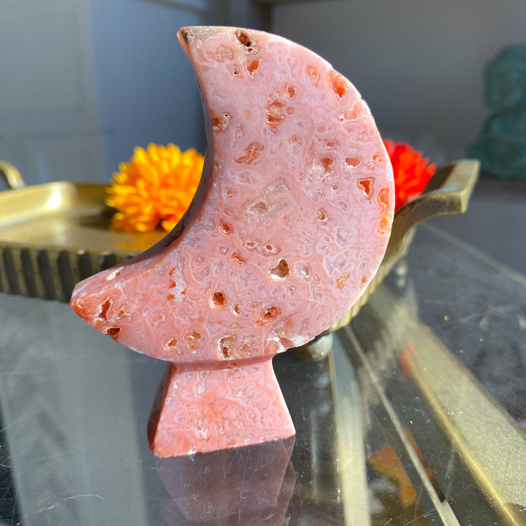 Pink Carnelian Standing Moon 