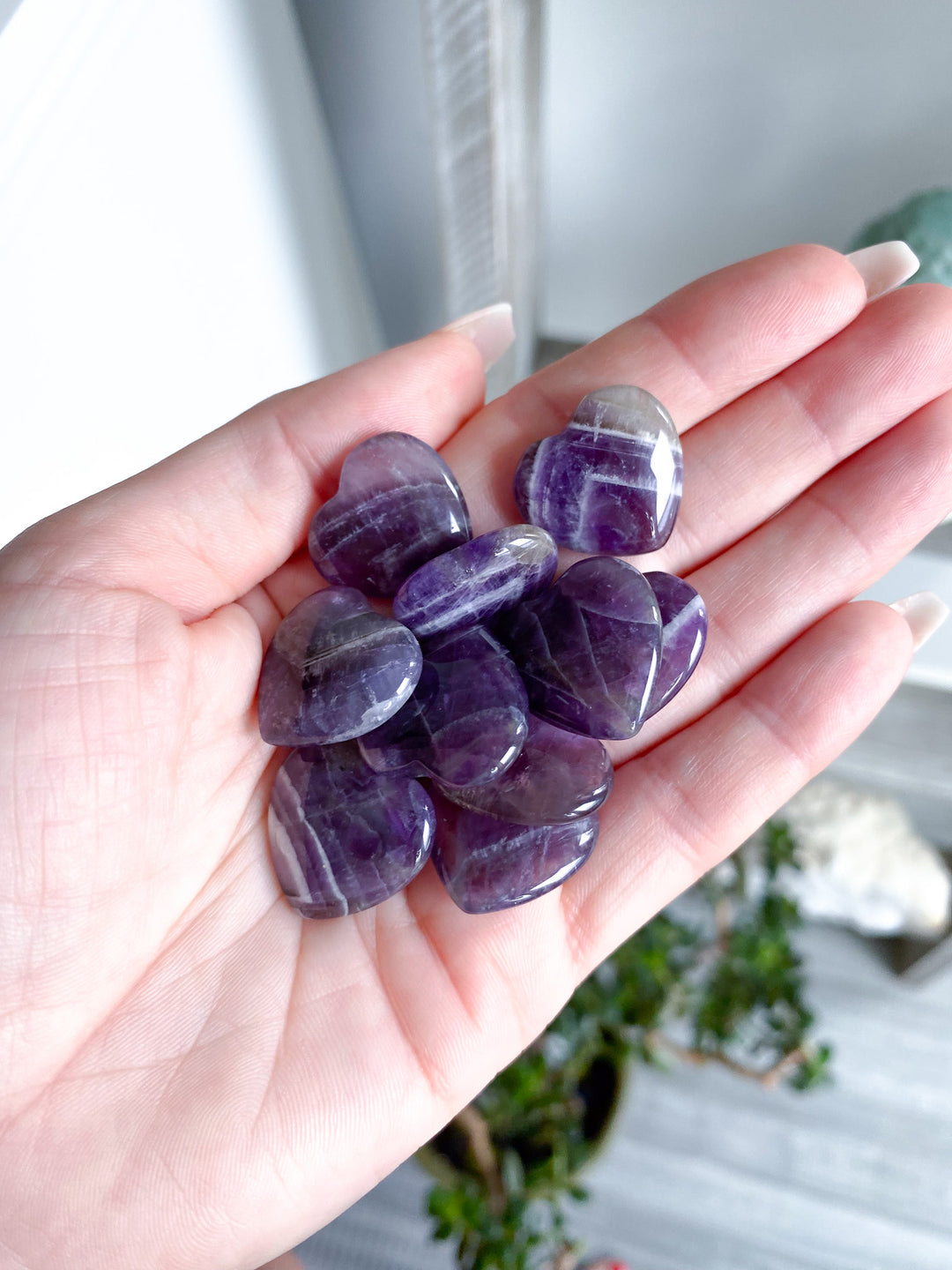 Chevron Amethyst Mini Heart Carving