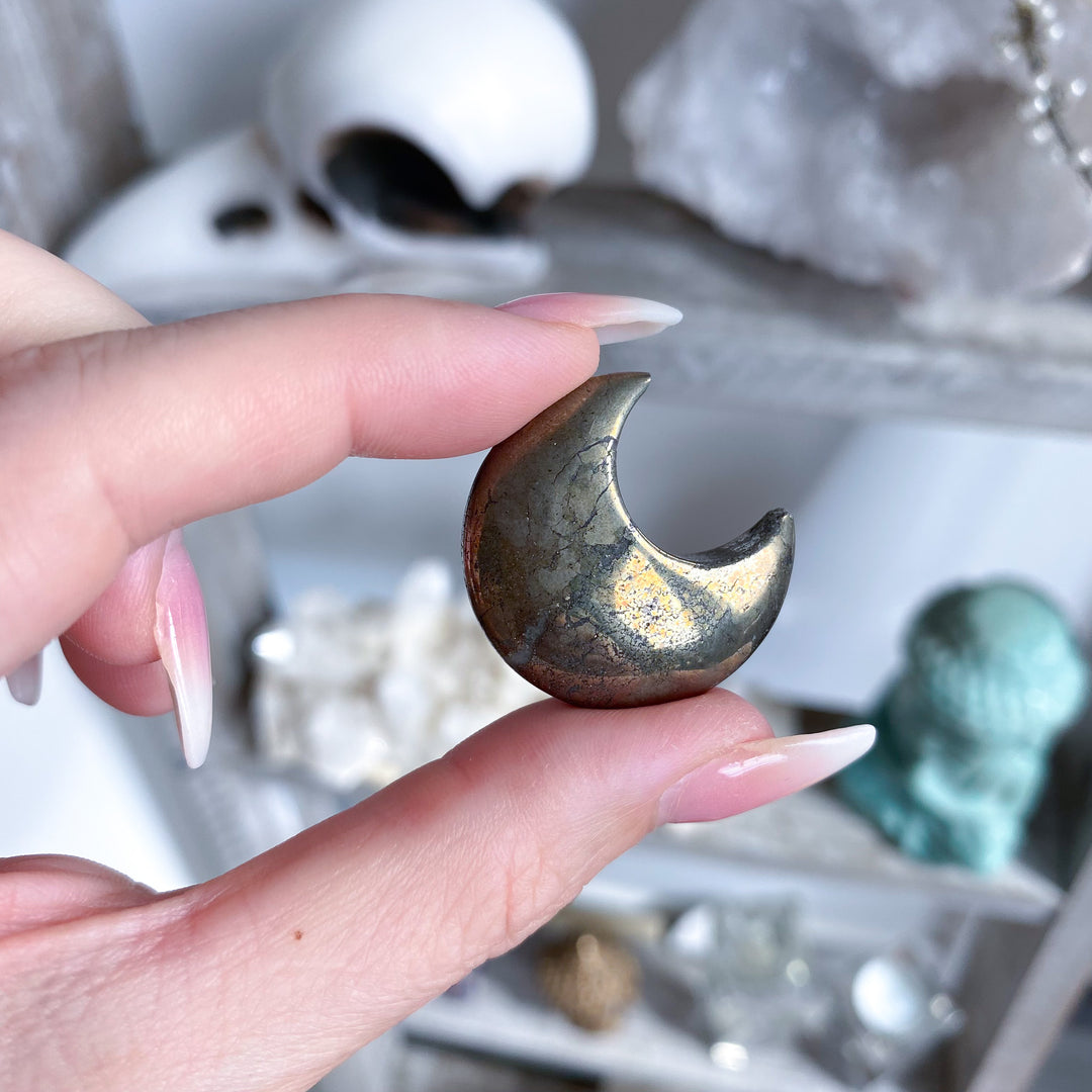 Pyrite Mini Moon Carving