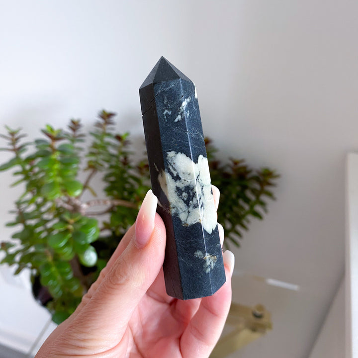 Chrysanthemum Quartz - Imperfect Tower