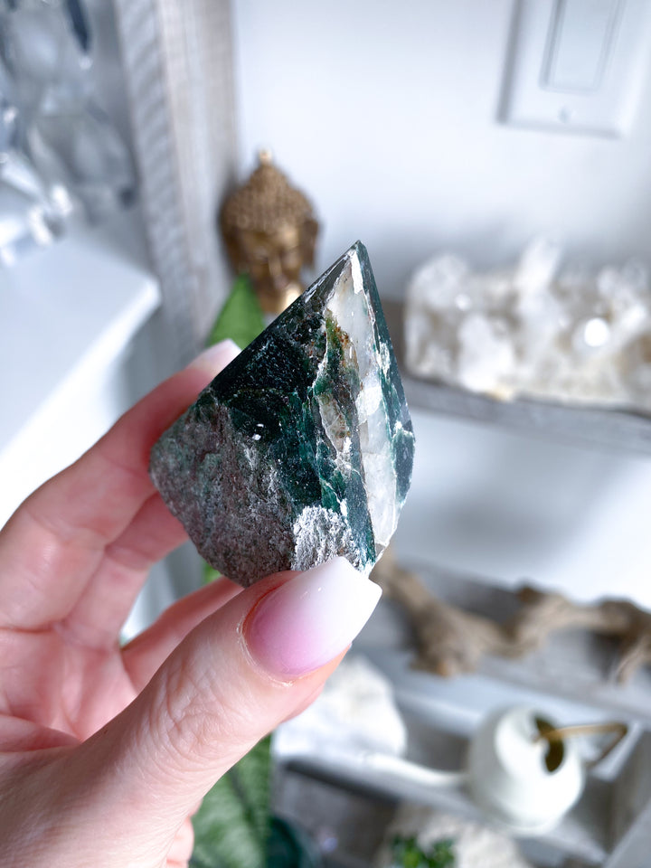 Green Aventurine Point with Quartz