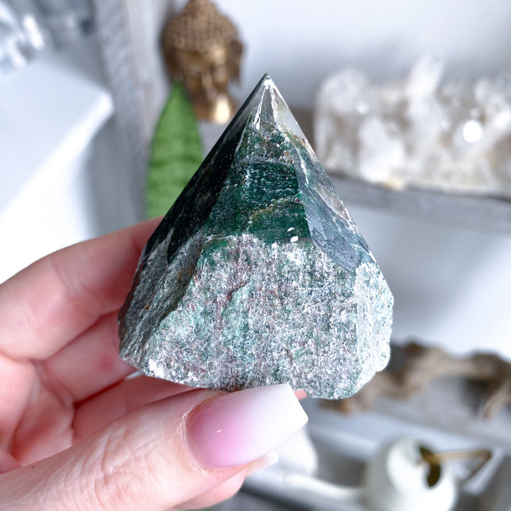 Green Aventurine Point with Quartz