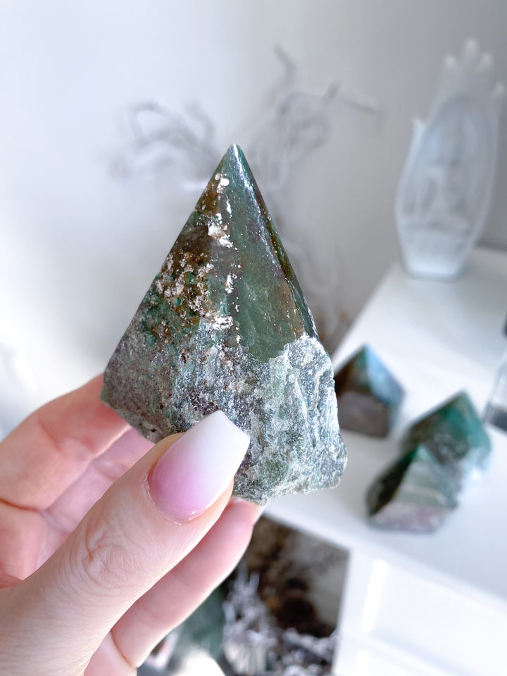 Green Aventurine Top Polish