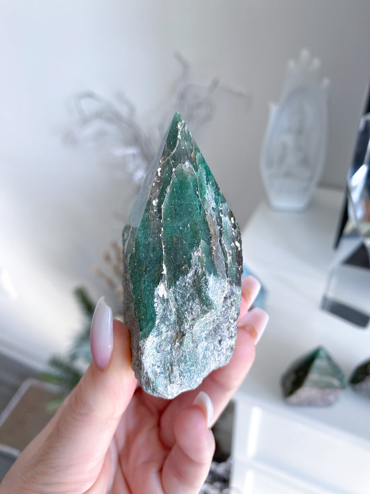 Green Aventurine Top Polish